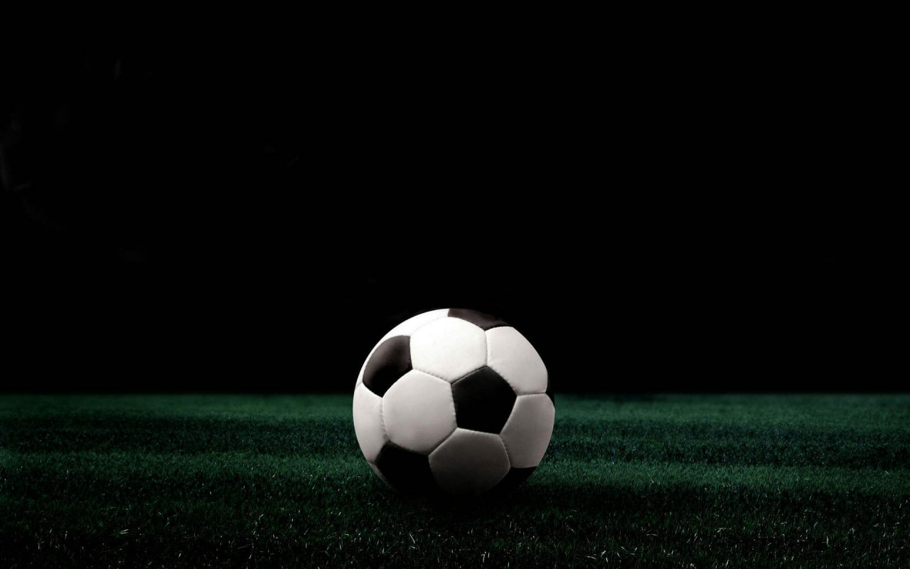 用户使用足球比分球探网页版场景